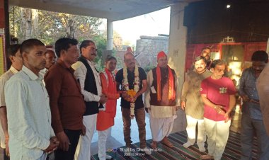 हिंदू महासभा के राष्ट्रीय मंत्री पवन कुमार त्रिपाठी की रतलाम यात्रा संपन्न,प्रदेश प्रचार मंत्री भारती यादव ने किया भव्य स्वागत