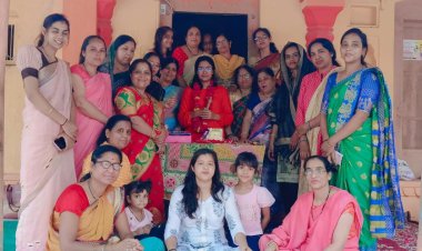 श्रीमती मेघा पुरोहित का उज्जैन ट्रांसफर होने पर खाचरोद शहर की कार्यकर्ताओं ने विदाई