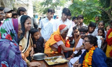 जिनका अपने ही कर देते हैं तिरस्कार, ऐसे लोगों के बीच पहुंचे शहर कांग्रेस प्रत्याशी