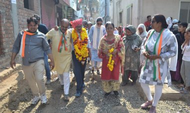 बच्चे दे रहे हैं प्यार, युवा दे रहे हैं प्रोत्साहन और बुजुर्ग दे रहे हैं आशीर्वाद :- दादा का जनसंपर्क सतत जारी