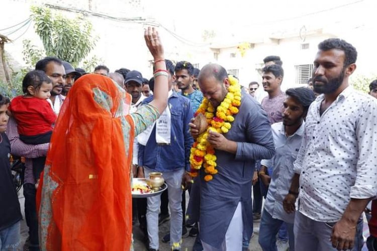 नेताओं की तरह आप नीचे और में कुर्सी पर नहीं बैठूंगा,5 साल में ऐसा काम करके बताऊंगा मध्य प्रदेश पूरा हिंदुस्तान जावरा विधानसभा की मिसाल देगा