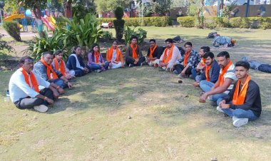 रतलाम की महत्वपूर्ण बैठक संपन्न,म प्र युवा शिवसेना गोरक्षा न्यास की-14 फरवरी को निकालने वाली विशाल  तिरंगा सम्मान यात्रा की तैयारी पर हुई चर्चा 