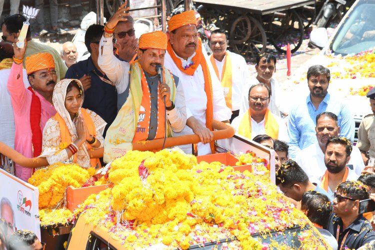 भाजपा प्रत्याशी के समर्थन में मुख्यमंत्री डॉ. यादव ने रतलाम में किया महाजनसंपर्क