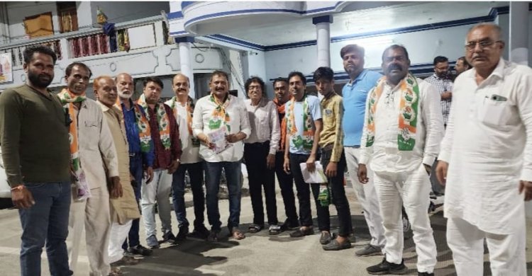 कांग्रेस कमेटी द्वारा सभी वार्डों में वार्ड प्रभारी द्वारा प्रत्याशी कांतिलाल जी भूरिया के समर्थन में सघन जनसंपर्क