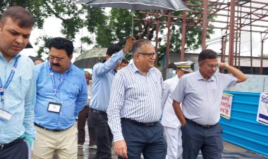 पश्चिम रेलवे के महाप्रबंधक द्वारा देवास एवं मक्‍सी स्‍टेशनों का निरीक्षण