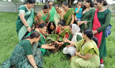 हरियाली तीज उत्सव:-राष्ट्रीय गौ रक्षा विभाग भारत शाखा रतलाम ने हरियाली तीज का उत्सव  श्री कृष्ण कामधेनु गौशाला में हर्ष उल्लास के साथ मनाया