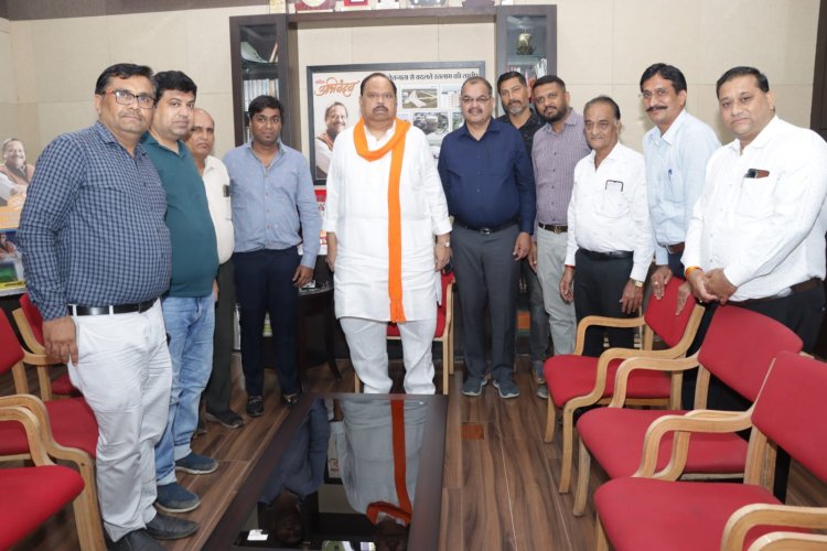 एमएसएमई मंत्री चेतन्य काश्यप से मिले लघु उद्योग भारती के पदाधिकारी