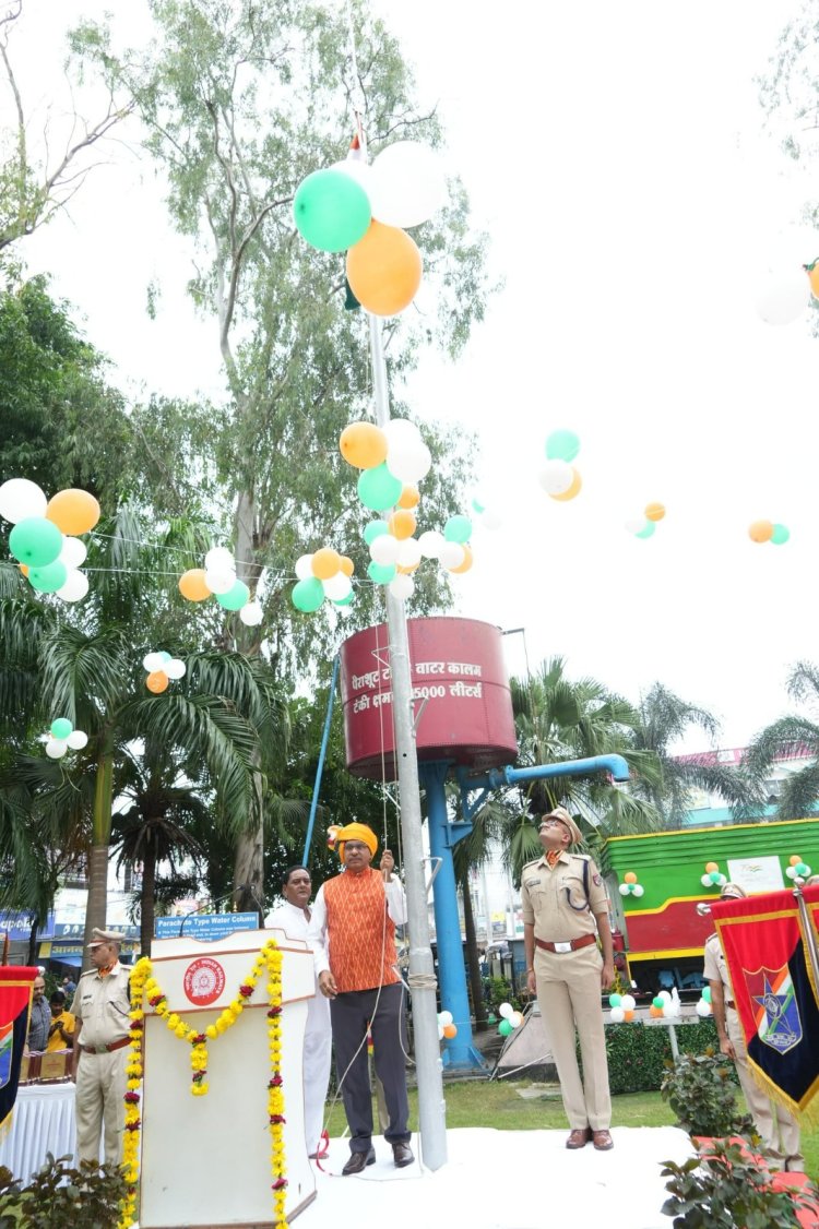 हर्षोल्लास के साथ मनाया गया रतलाम मंडल पर 78वां स्वतंत्रता दिवस