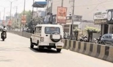 नगर निगम में थमाया इस बड़े शोरूम संचालक को 1 लाख 80 हजार का नोटिस