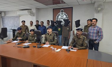 पुलिस की बड़ी कार्रवाई: तीन जिलों में आतंक मचाने वाला 'पल्सर गैंग' दबोचा, चार गिरफ्तार